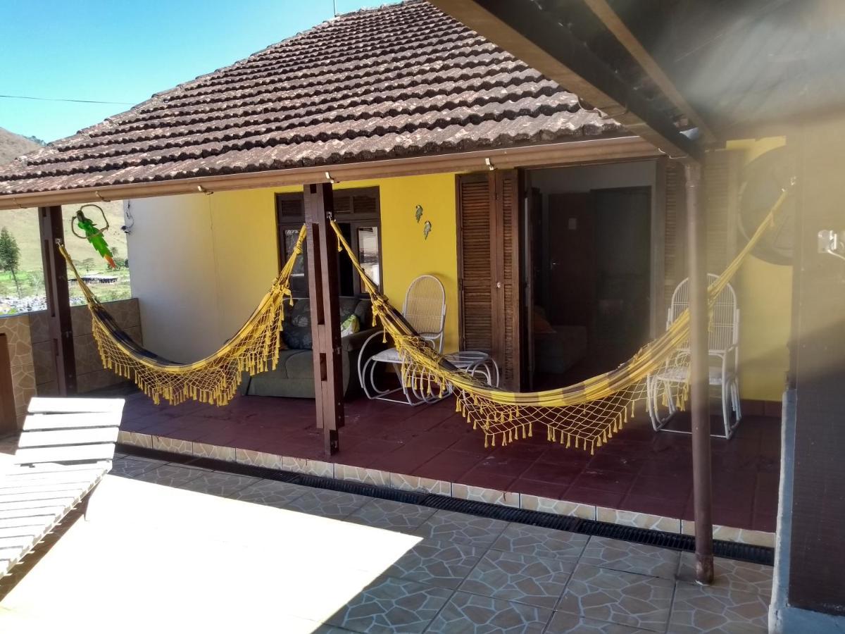 Pousada Hospedaria Santa Clara Санта-Рита-ди-Жакутинга Экстерьер фото