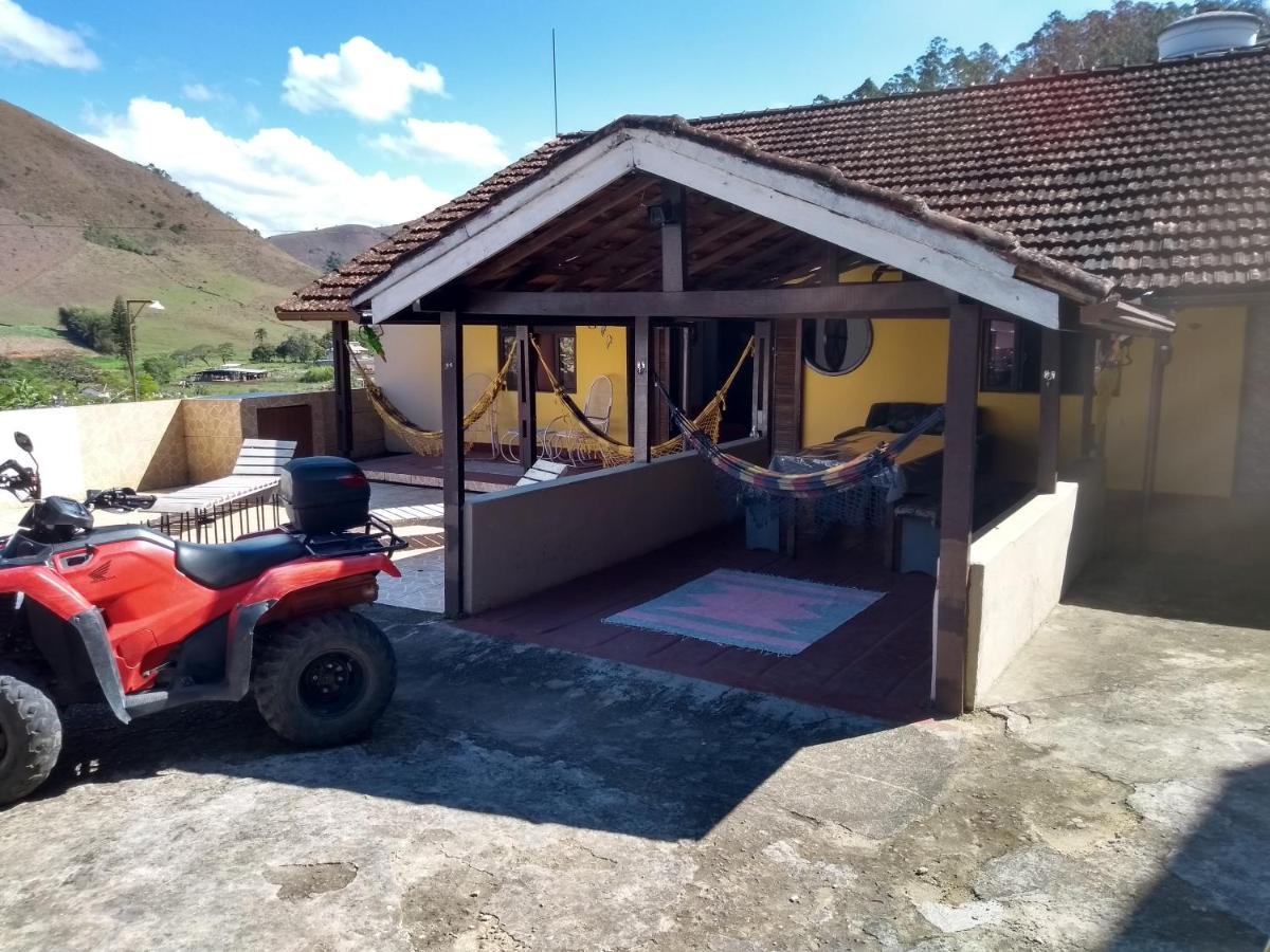 Pousada Hospedaria Santa Clara Санта-Рита-ди-Жакутинга Экстерьер фото