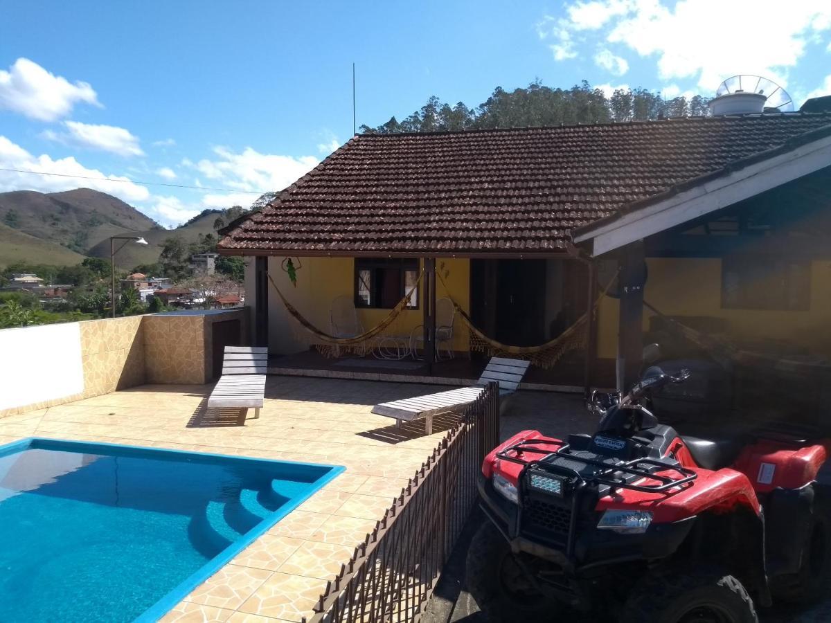 Pousada Hospedaria Santa Clara Санта-Рита-ди-Жакутинга Экстерьер фото
