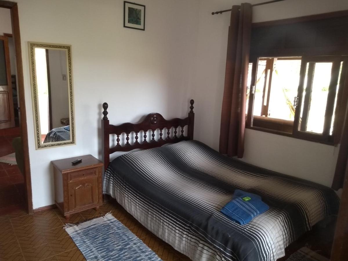 Pousada Hospedaria Santa Clara Санта-Рита-ди-Жакутинга Экстерьер фото