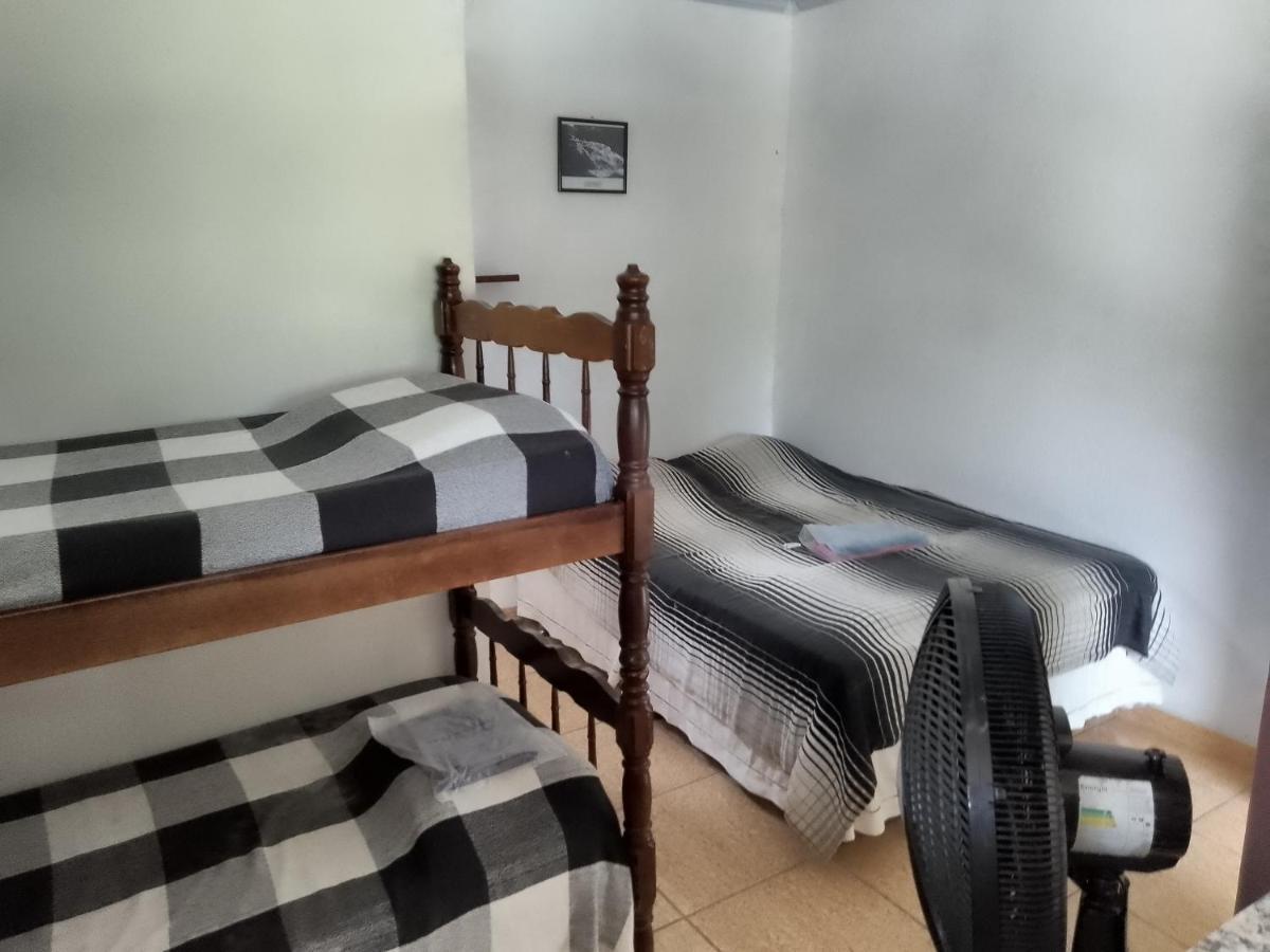 Pousada Hospedaria Santa Clara Санта-Рита-ди-Жакутинга Экстерьер фото
